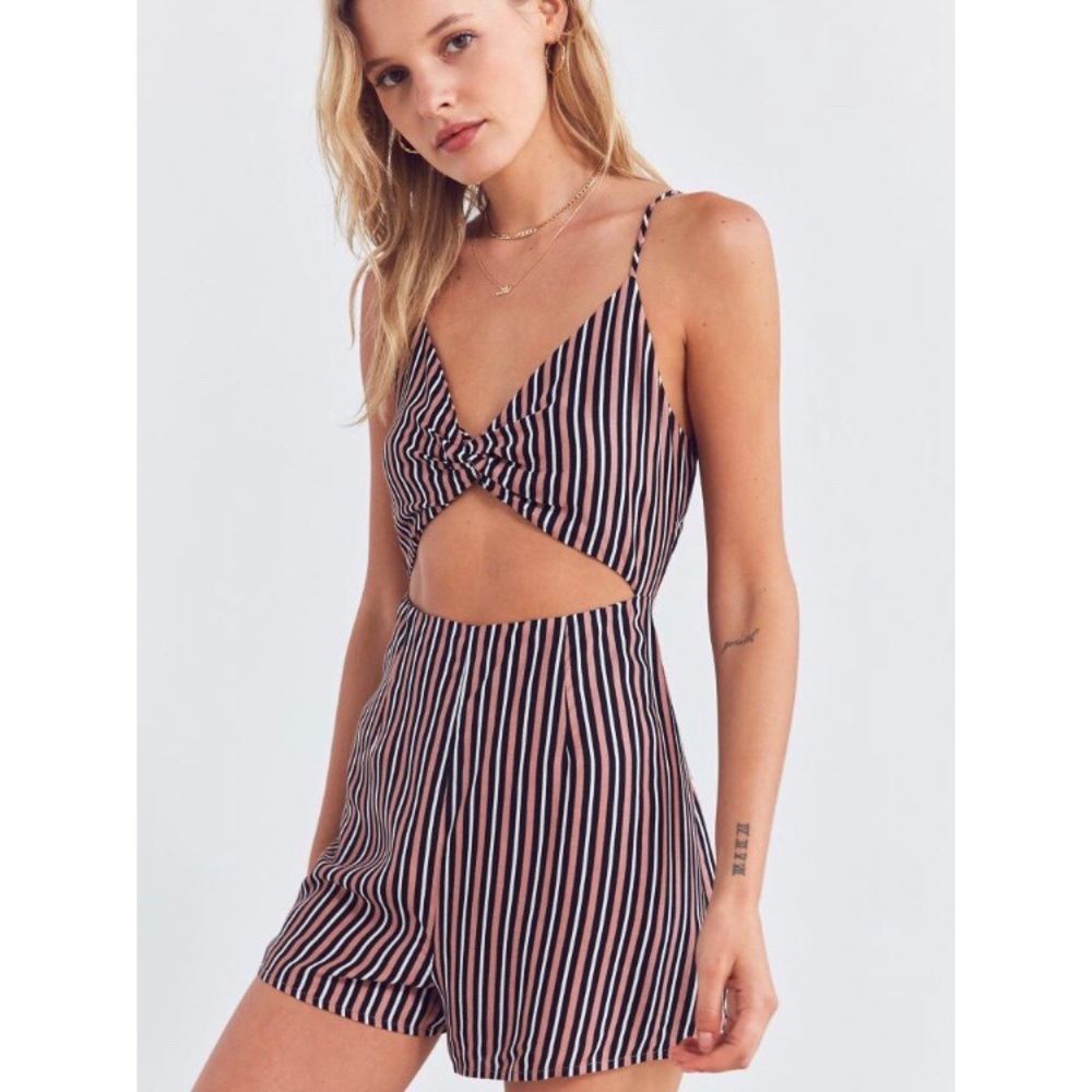 NWT Kimchi Blue Printed Cut out Knot Front Romper